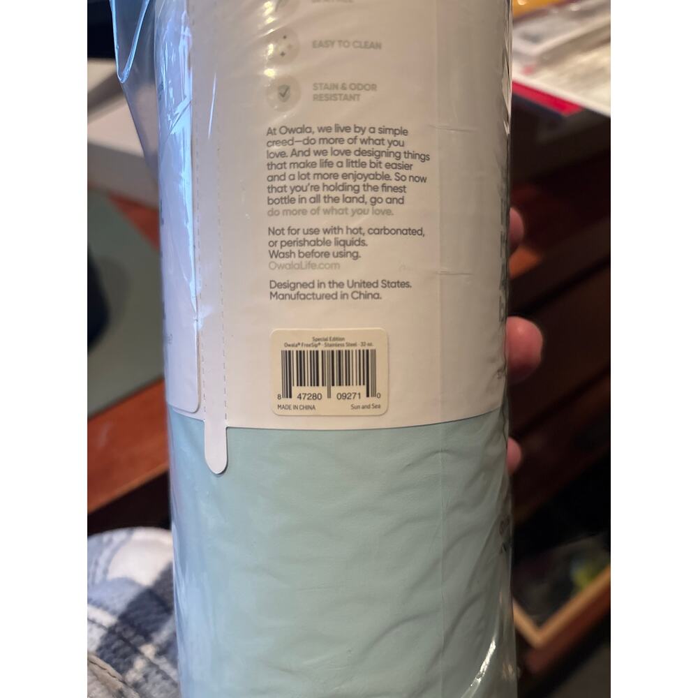 Owala FreeSip 32oz Stainless Steel Water Bottle Sun & Sea NEW Sealed | Authentic - Picture 3 of 4